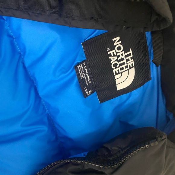 ❌SOLD❌ North Face puffer jacket - Picture 3 of 4